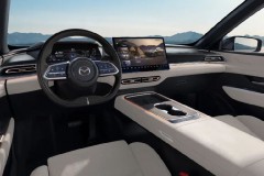 MAZDA EZ-6浅色内饰焕新：9.98万起重塑合资B级电车价值标杆