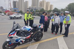 西安公安交警启动摩托车电动车百日整治宣教行动