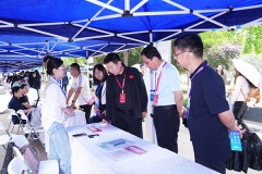 咸阳师范学院举办“百日冲刺”2026届毕业生校友单位专场招聘会