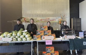 “百财”到家蔬送美好，暖心服务暖社区