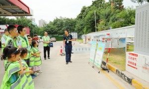 中国石化销售陕西石油分公司举办公众开放日活动