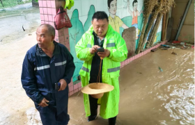 风雨逆行践初心 国寿担当护镇安——中国人寿镇安支公司抗洪抢险一线纪实