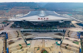 西安东站站牌正式亮相