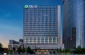 中国人寿壹中心蝉联“超甲级商务楼宇”称号-打造“品质·温度·追求”三重价值标杆