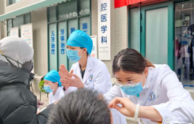 西安市红会医院开展“世界口腔健康日”系列义诊活动